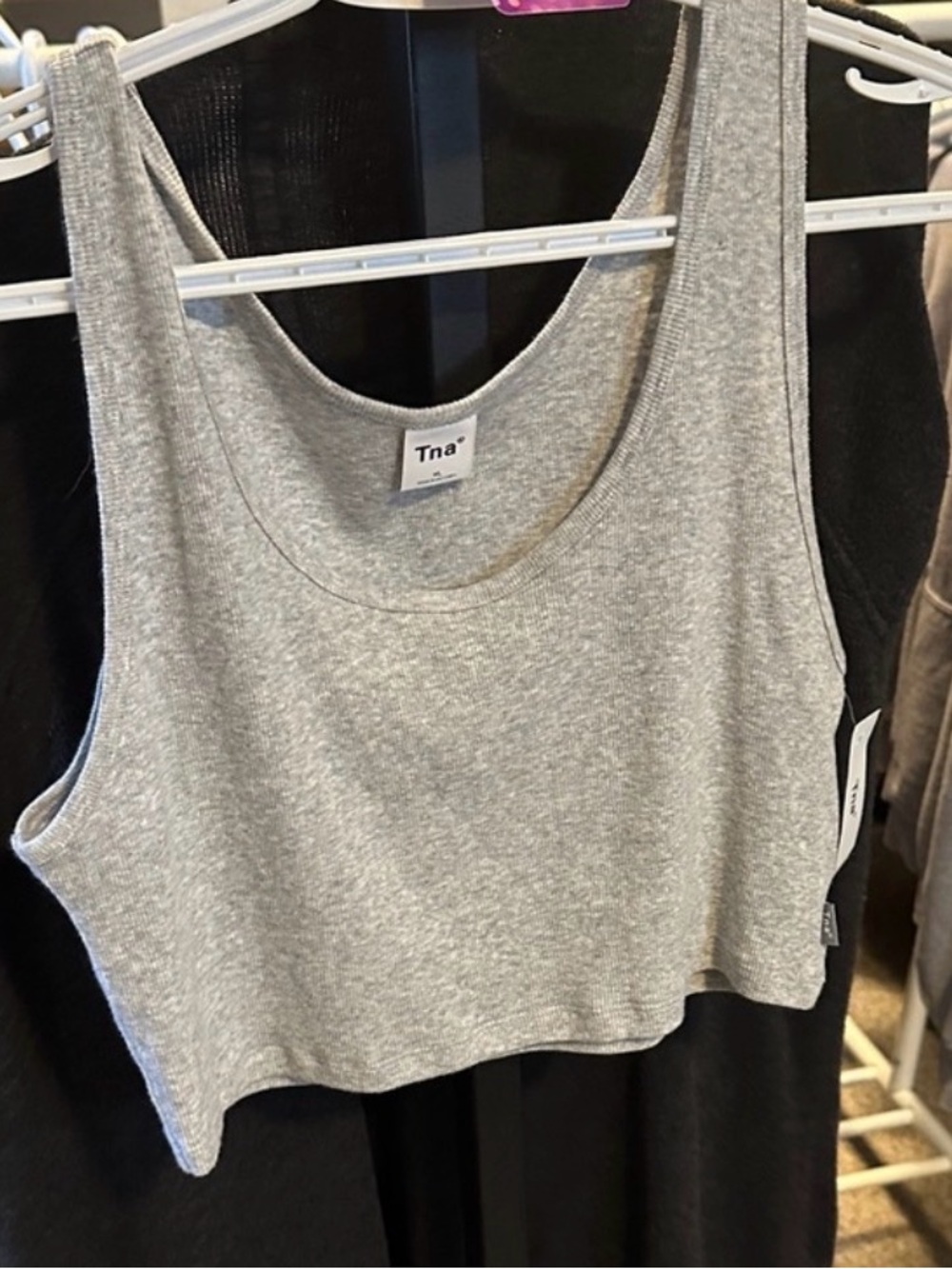 TNA Gray Cropped Tank Top - Scoop Neck Everyday Crop